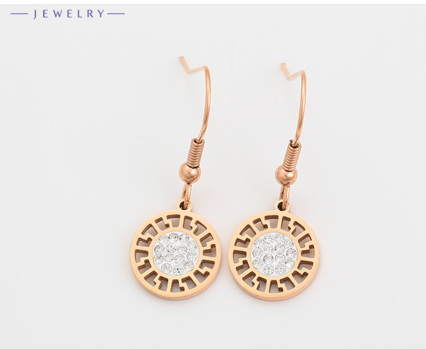 EARINGS SIMPLE AND SOBER