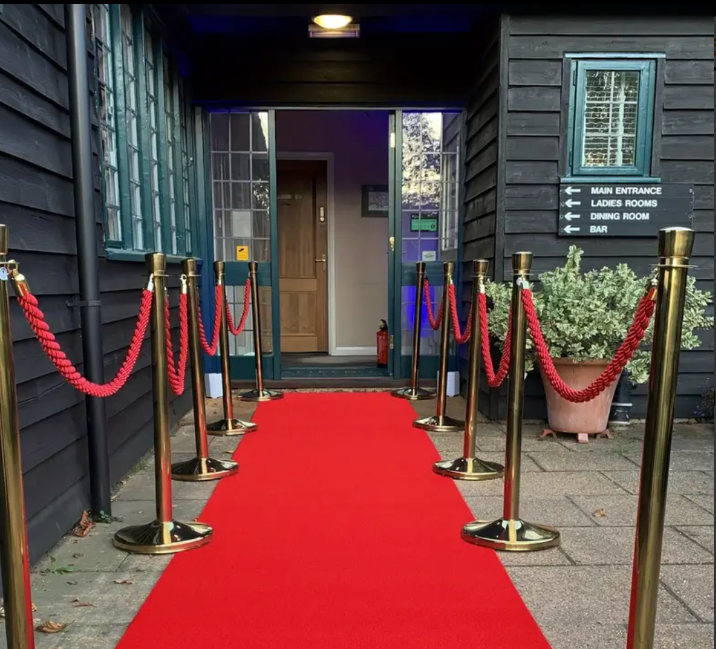 RED CARPET RUG RUNNER $15 PER MTR
