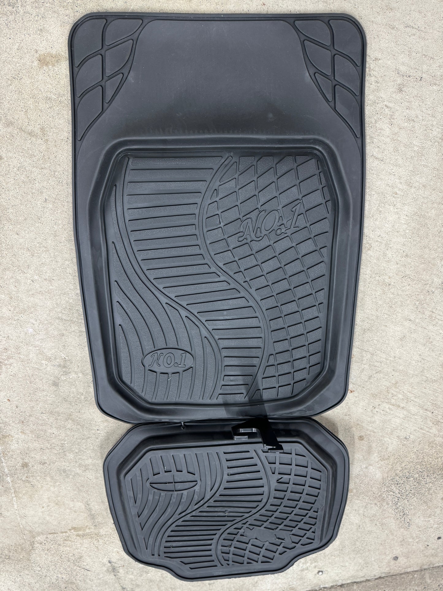 Car Mats - Universal Rubber Square Car Mats(4 Pcs)