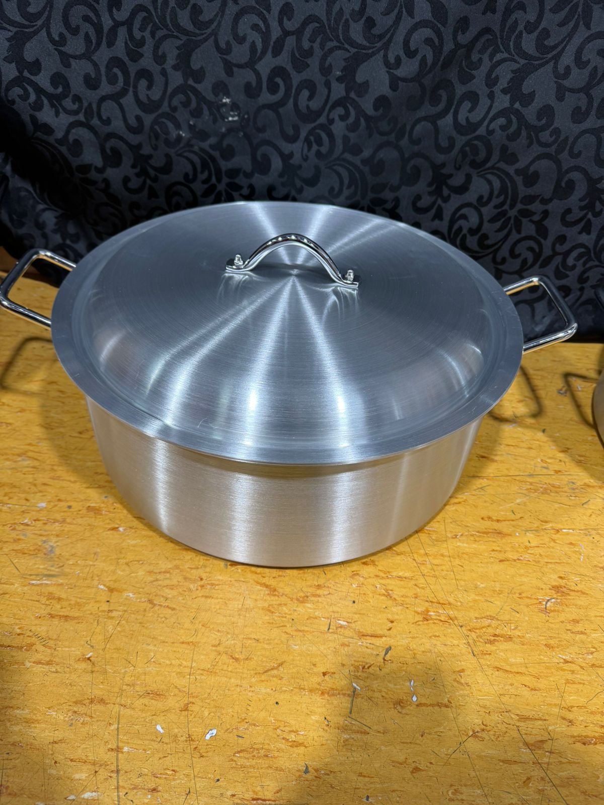 5 set Aluminum Pots with Lids 35.5 CM - 48.5CM Commercial/Domestic