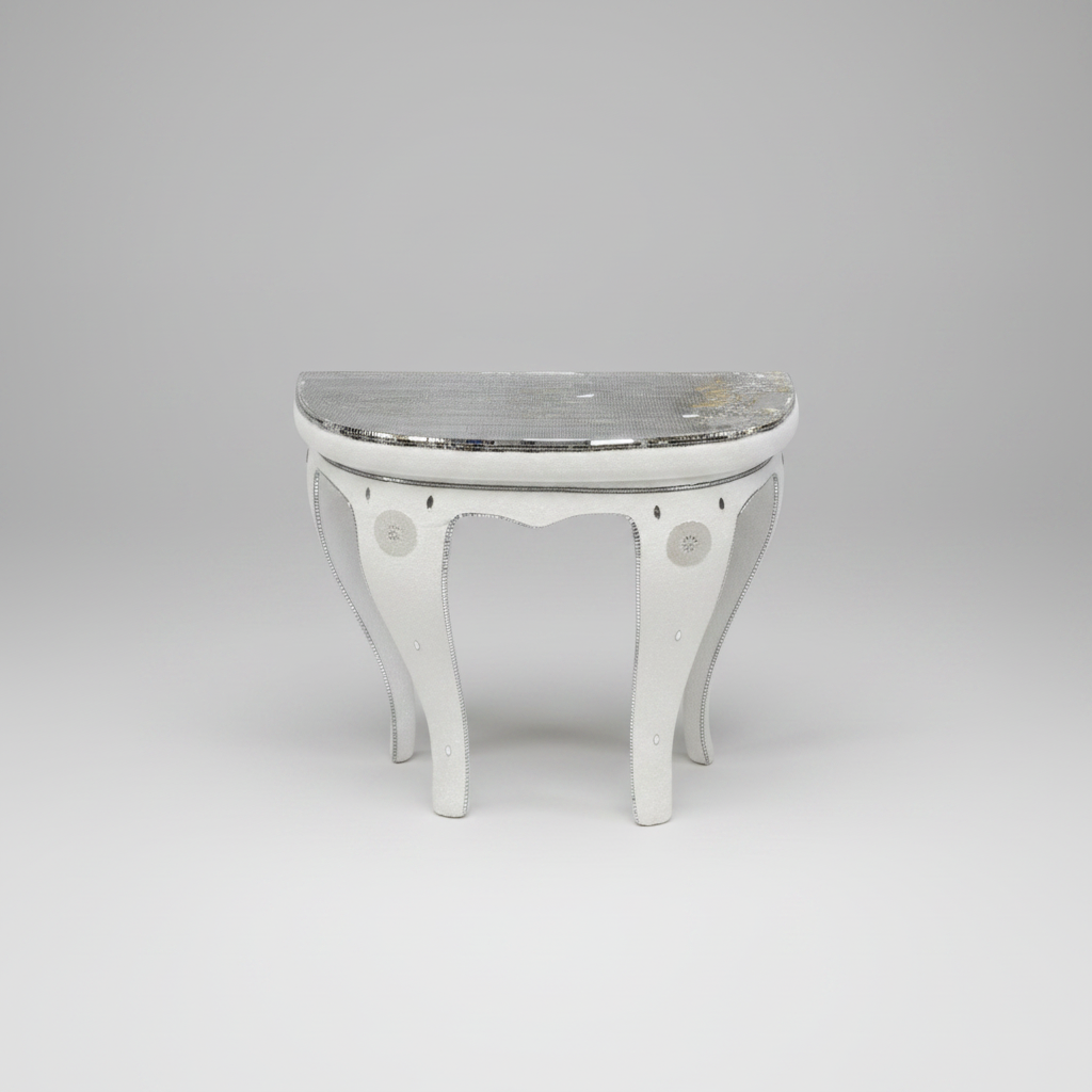 Curved Mirror Finish Table Silver