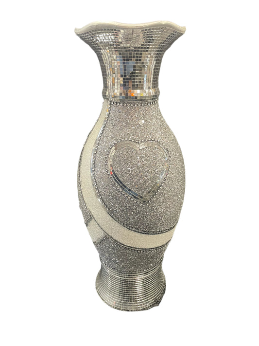 Elegant Vase Shimmery Silver