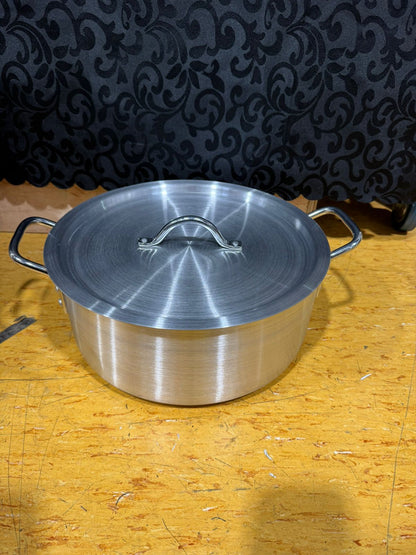 5 set Aluminum Pots with Lids 26CM - 42.5CM Commercial/Domestic